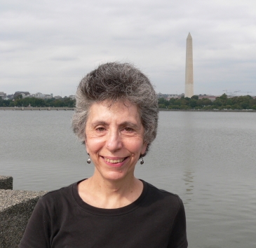 Robin Siegel Awarded HSLANJ’s Health Sciences Librarian of the Year 2014